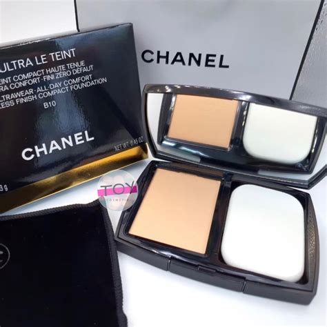 CHANEL Ultrawear All.